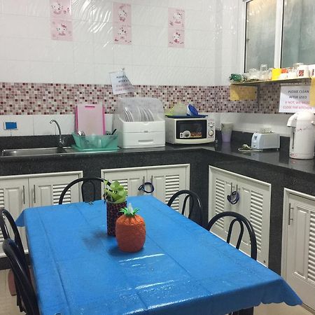 Dreams Guesthouse & Hostel Patong 外观 照片